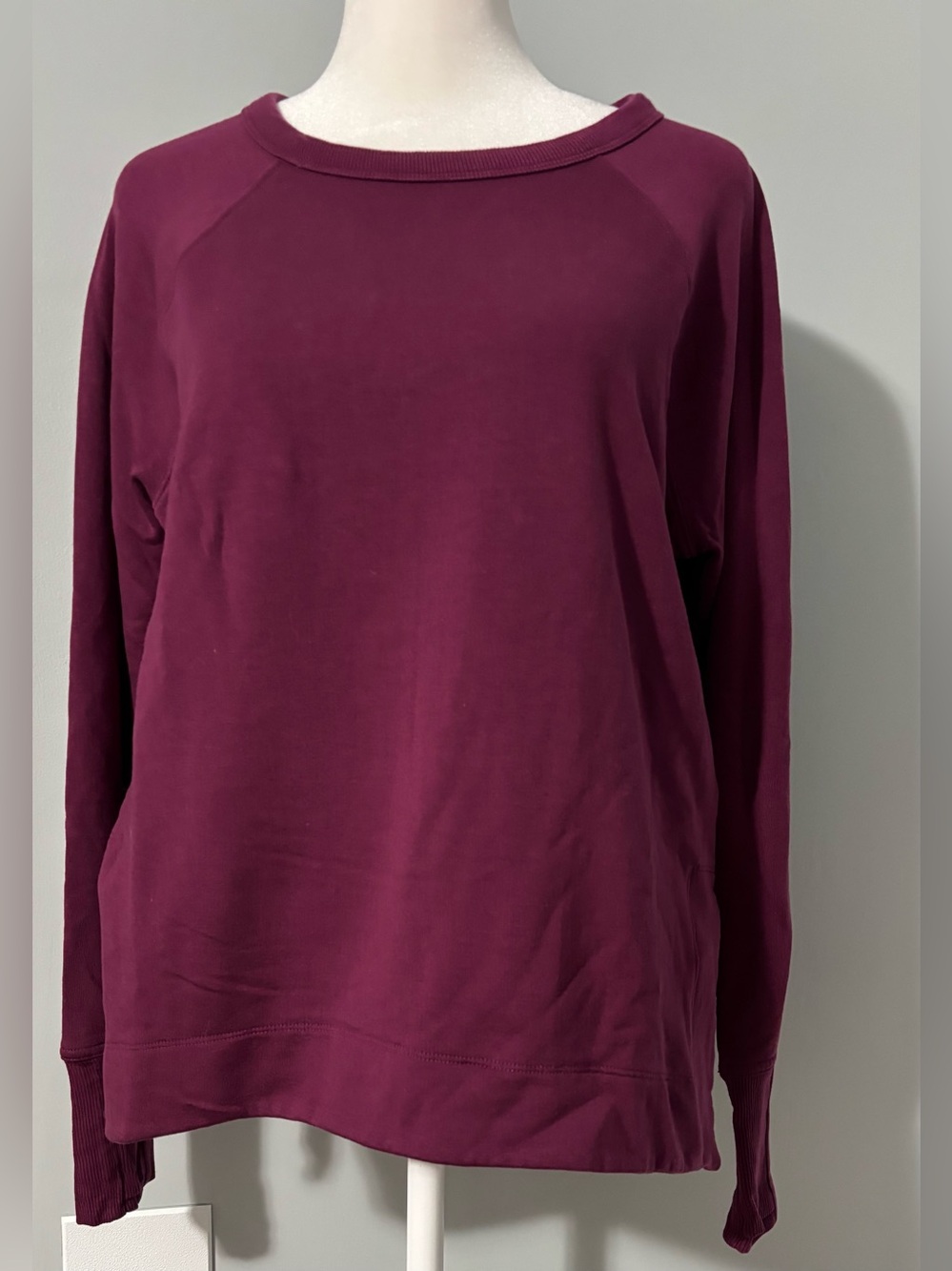 Athleta Women's Long Sleeve Pullover Top in Burgundy Size XS